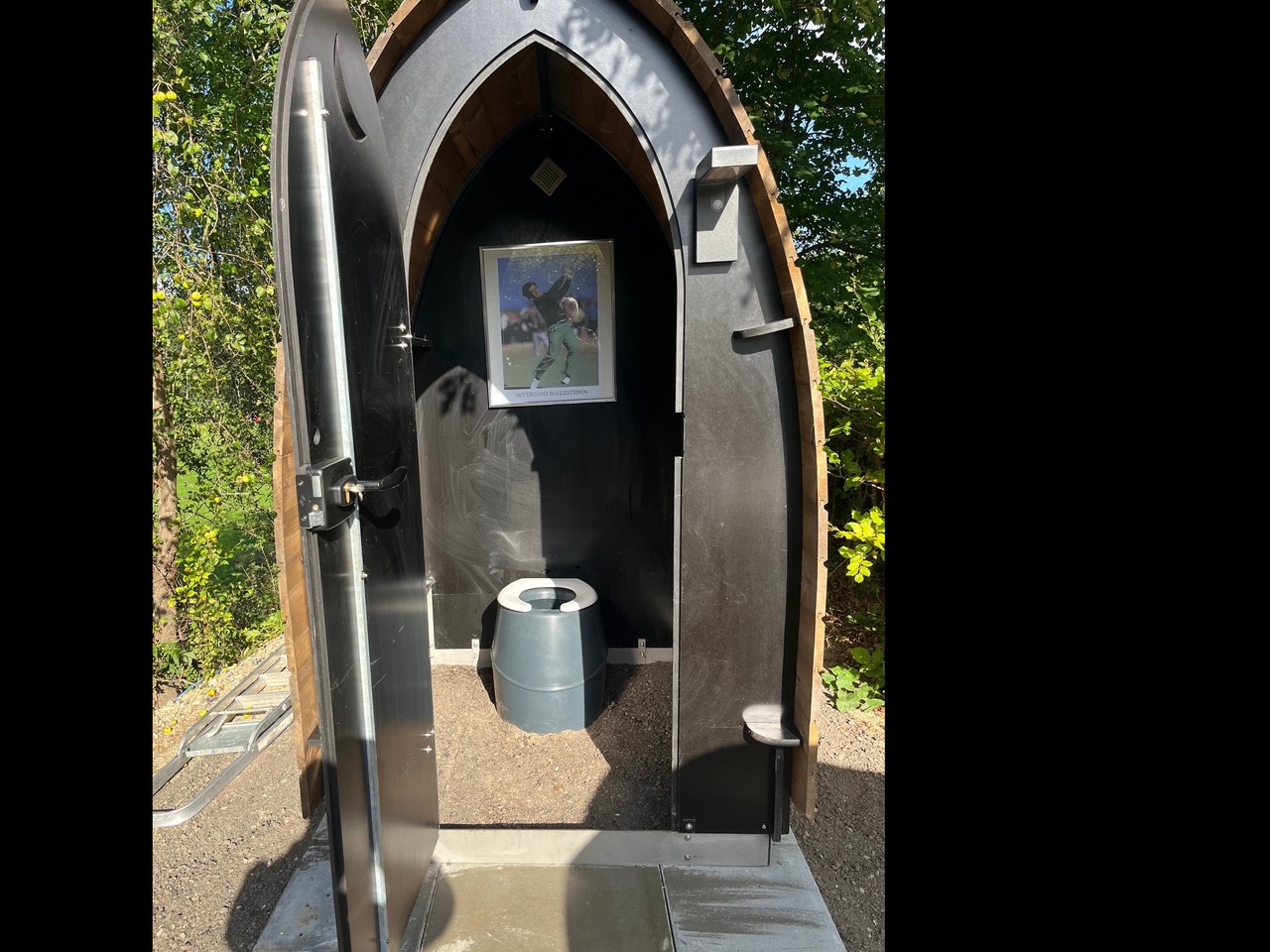 D111fe18 9678 4436 B1d3 Cc13c0c768a2