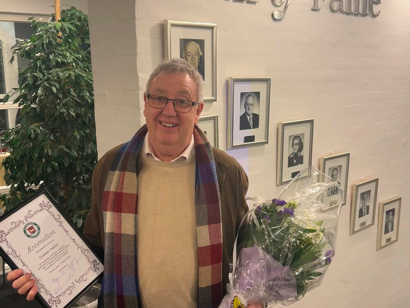 Nyt æresmedlemeDIT 01